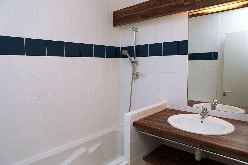 Comfort Aparthotel Lourdes L'Acacia Екстериор снимка