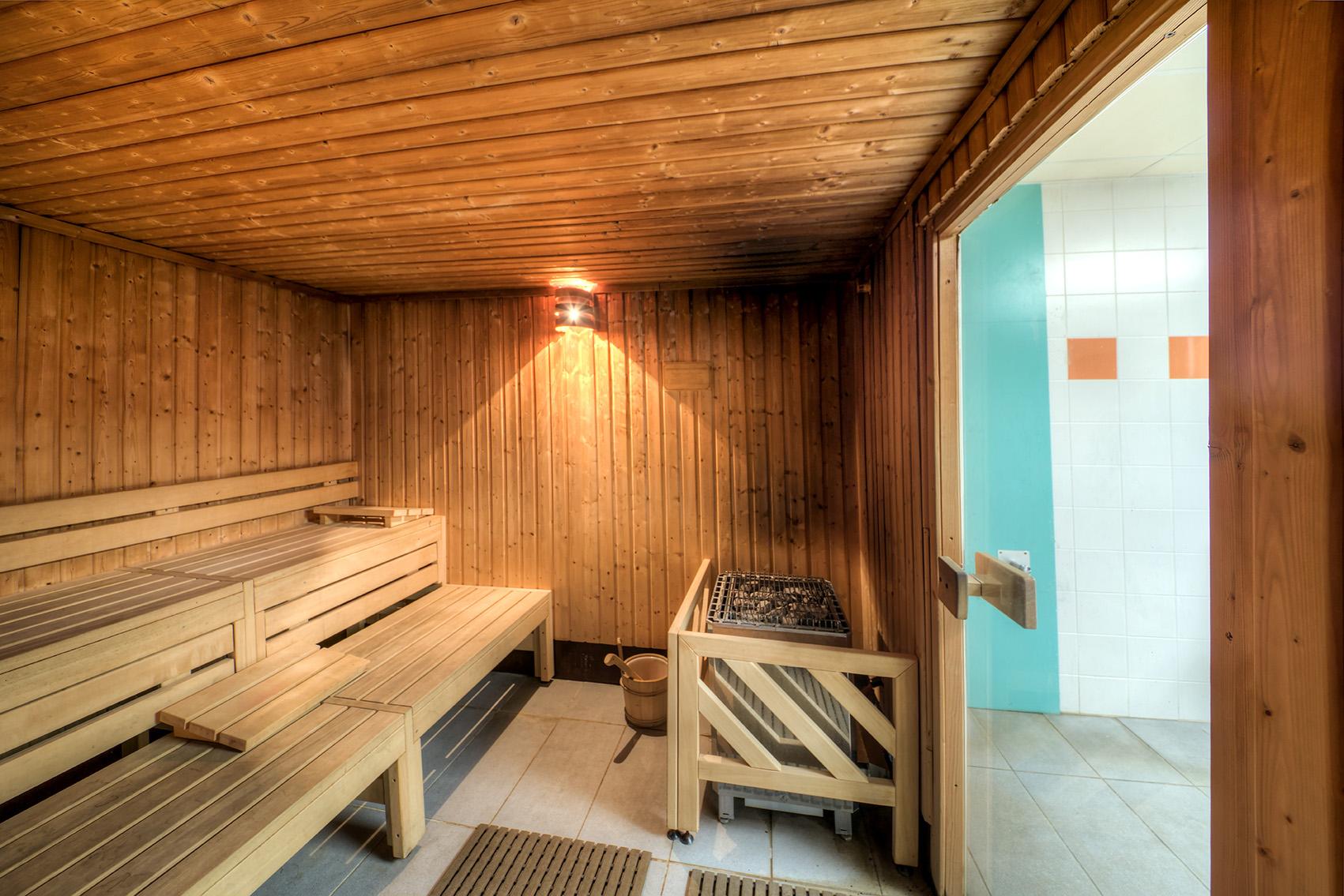 Comfort Aparthotel Lourdes L'Acacia Екстериор снимка