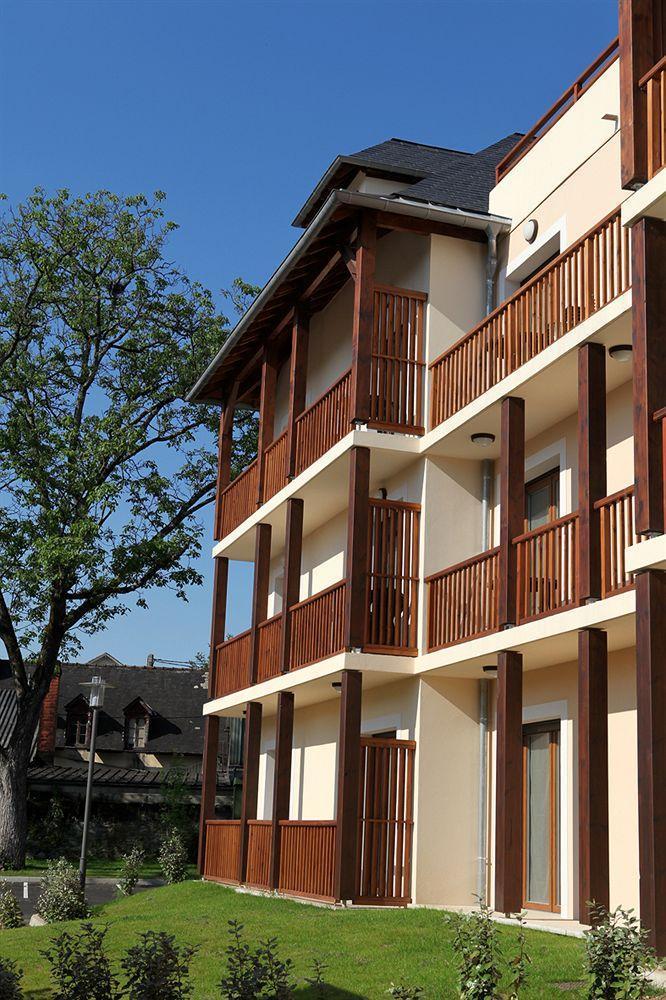 Comfort Aparthotel Lourdes L'Acacia Екстериор снимка