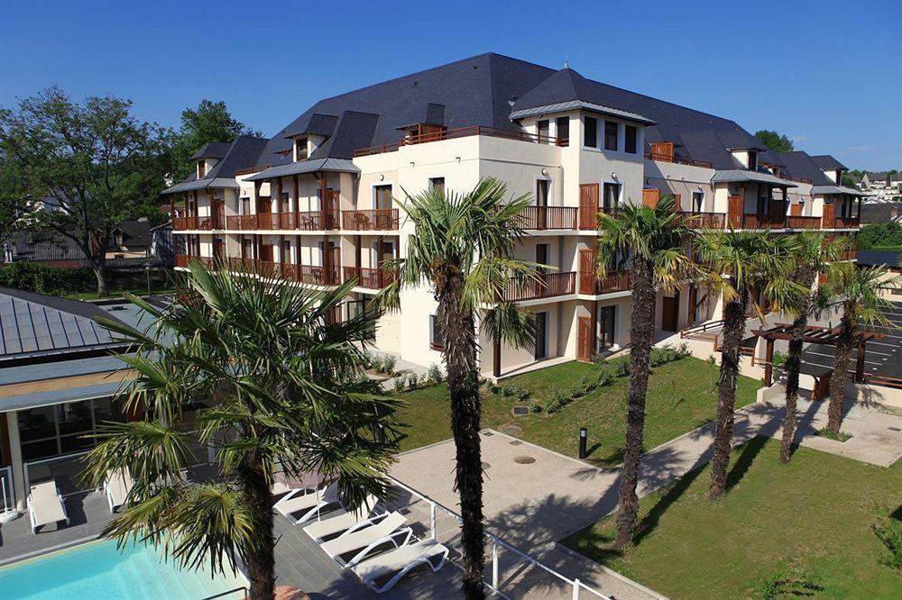 Comfort Aparthotel Lourdes L'Acacia Екстериор снимка