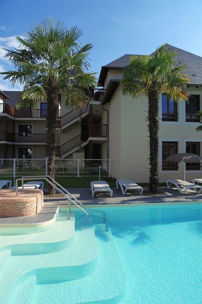 Comfort Aparthotel Lourdes L'Acacia Екстериор снимка