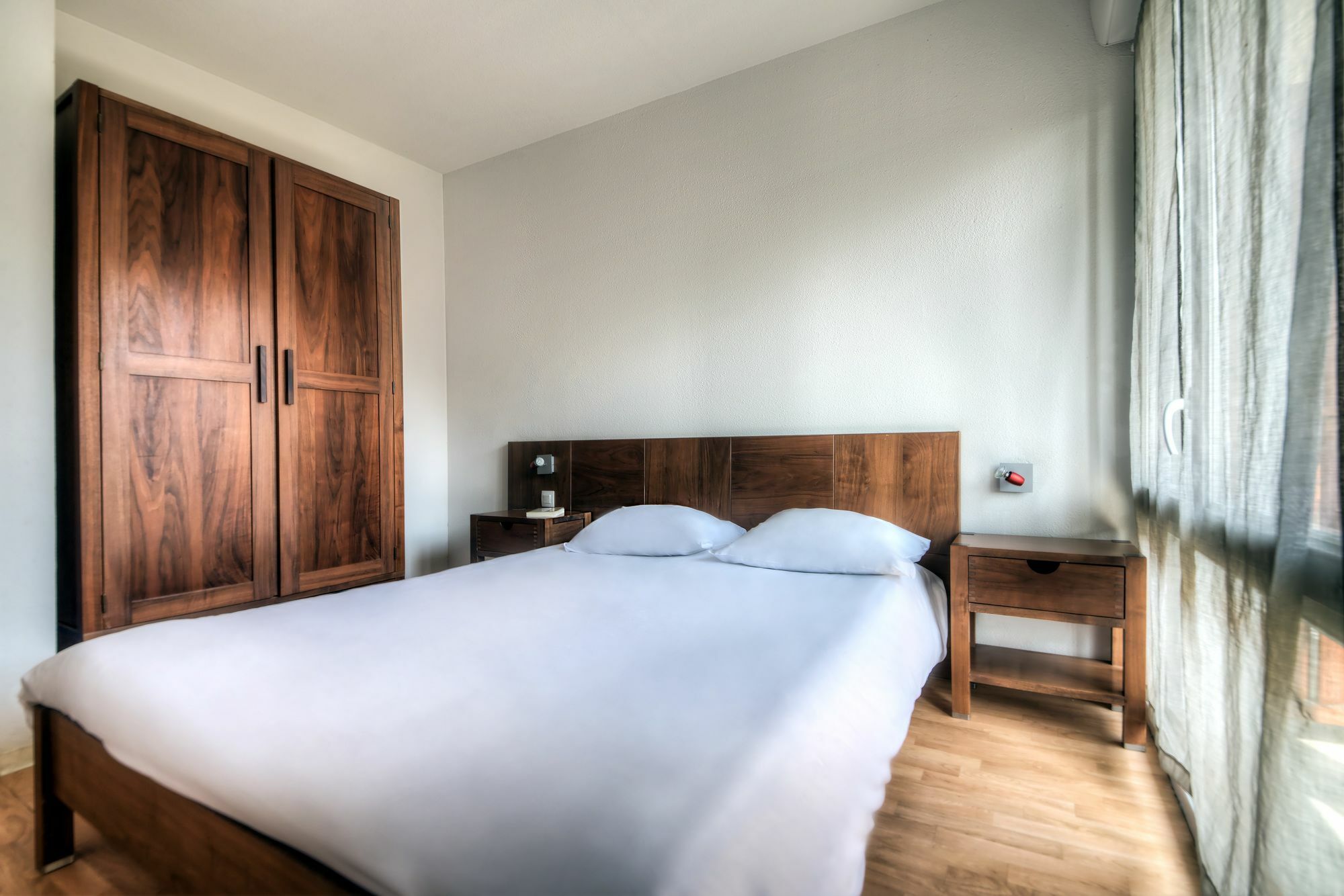 Comfort Aparthotel Lourdes L'Acacia Екстериор снимка