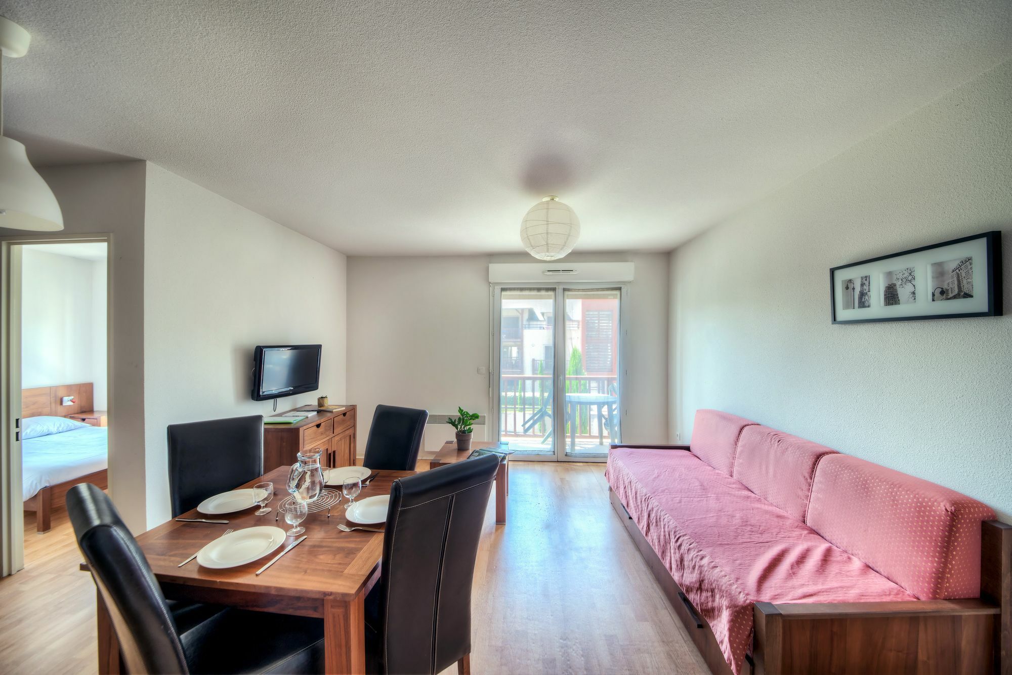 Comfort Aparthotel Lourdes L'Acacia Екстериор снимка